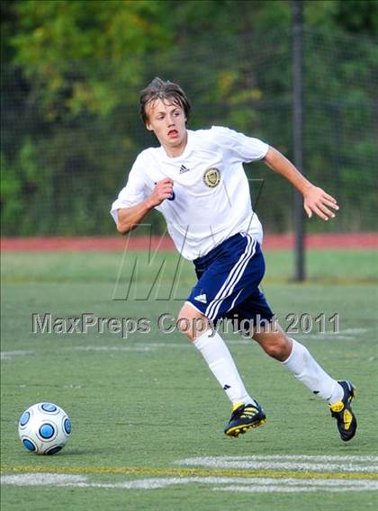 Thumbnail 2 in Detroit Country Day vs Farmington (Detroit Country Day Tournament) photogallery.