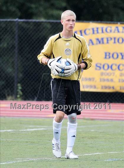Thumbnail 1 in Detroit Country Day vs Farmington (Detroit Country Day Tournament) photogallery.