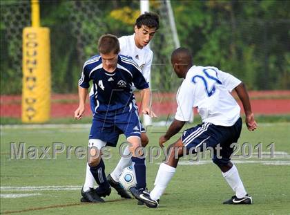 Thumbnail 2 in Detroit Country Day vs Farmington (Detroit Country Day Tournament) photogallery.