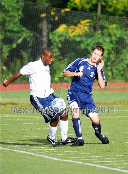 Thumbnail 2 in Detroit Country Day vs Farmington (Detroit Country Day Tournament) photogallery.