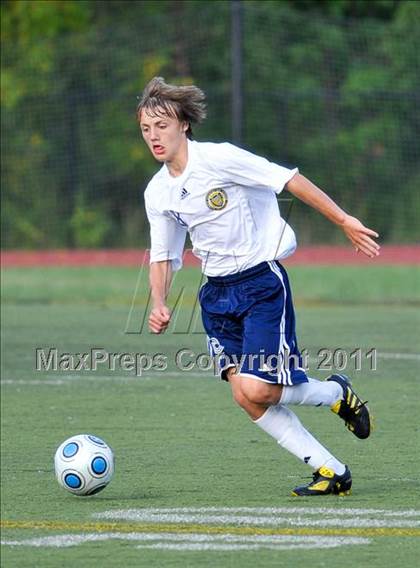 Thumbnail 1 in Detroit Country Day vs Farmington (Detroit Country Day Tournament) photogallery.