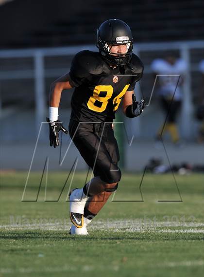 Thumbnail 2 in Santa Fe vs. Godinez photogallery.