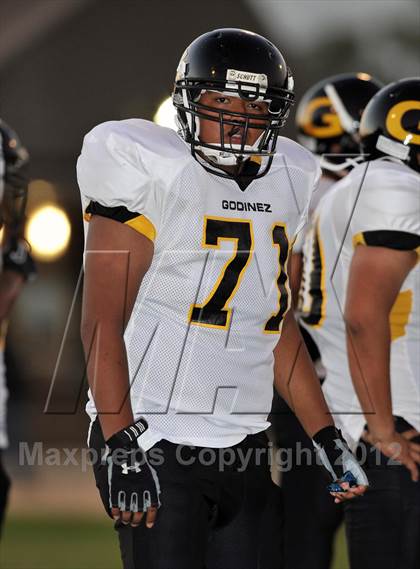 Thumbnail 3 in Santa Fe vs. Godinez photogallery.
