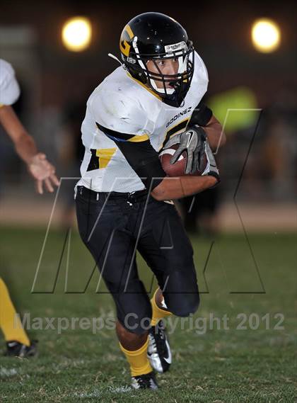 Thumbnail 2 in Santa Fe vs. Godinez photogallery.