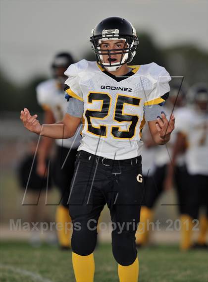 Thumbnail 3 in Santa Fe vs. Godinez photogallery.