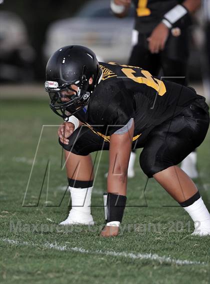Thumbnail 2 in Santa Fe vs. Godinez photogallery.