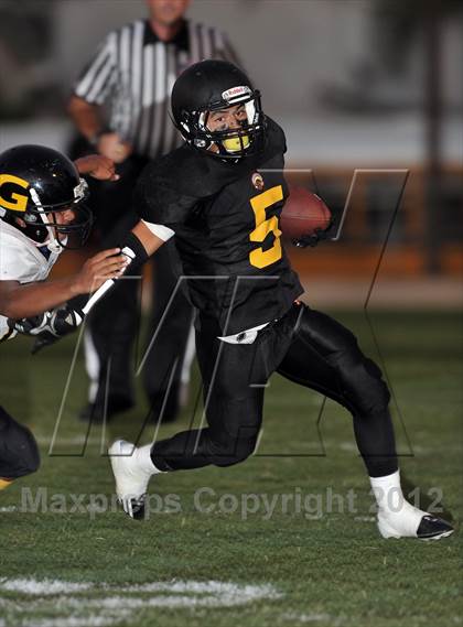 Thumbnail 2 in Santa Fe vs. Godinez photogallery.