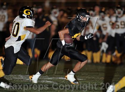 Thumbnail 2 in Santa Fe vs. Godinez photogallery.