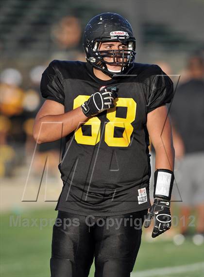 Thumbnail 2 in Santa Fe vs. Godinez photogallery.