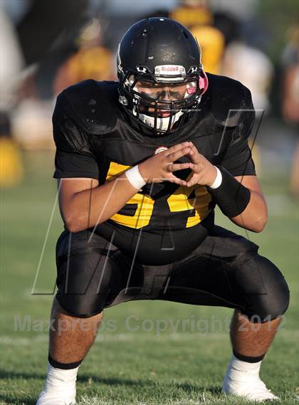 Thumbnail 3 in Santa Fe vs. Godinez photogallery.