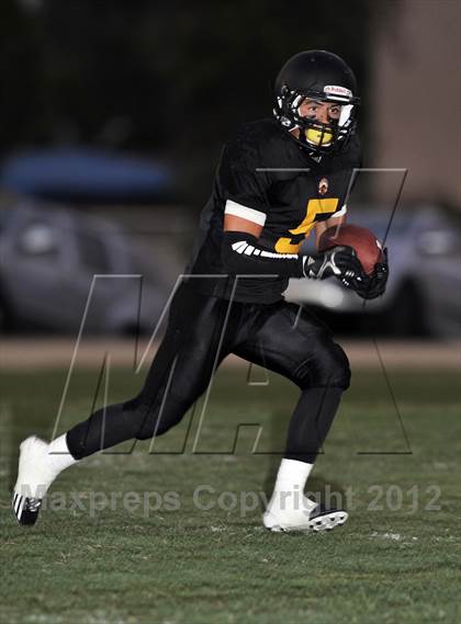 Thumbnail 3 in Santa Fe vs. Godinez photogallery.