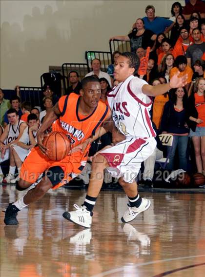 Thumbnail 2 in Oaks Christian vs. Chaminade (CIF SS Playoffs) photogallery.