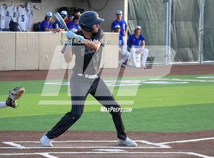 Thumbnail 2 in Barbers Hill @ Hendrickson (UIL 5A D1 Baseball Regional Semifinal) photogallery.