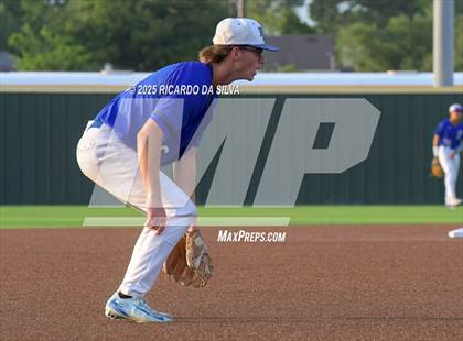 Thumbnail 1 in Barbers Hill @ Hendrickson (UIL 5A D1 Baseball Regional Semifinal) photogallery.