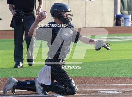 Thumbnail 3 in Barbers Hill @ Hendrickson (UIL 5A D1 Baseball Regional Semifinal) photogallery.