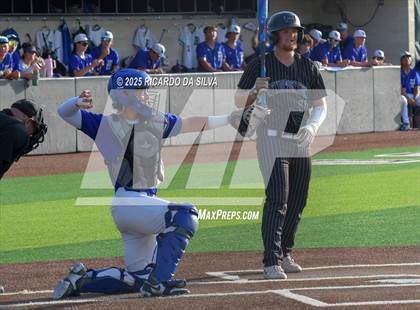 Thumbnail 1 in Barbers Hill @ Hendrickson (UIL 5A D1 Baseball Regional Semifinal) photogallery.