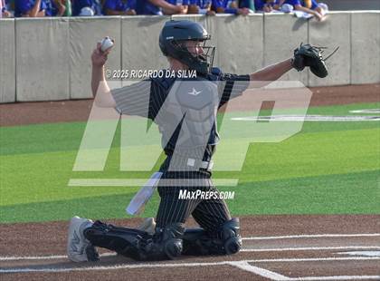 Thumbnail 2 in Barbers Hill @ Hendrickson (UIL 5A D1 Baseball Regional Semifinal) photogallery.