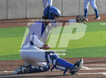 Thumbnail 2 in Barbers Hill @ Hendrickson (UIL 5A D1 Baseball Regional Semifinal) photogallery.