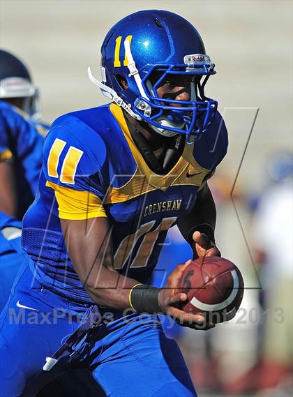 Thumbnail 2 in Loyola vs. Crenshaw photogallery.