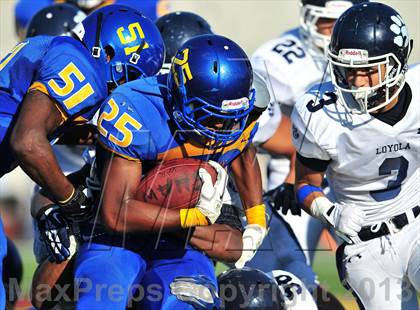 Thumbnail 3 in Loyola vs. Crenshaw photogallery.
