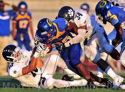 Thumbnail 2 in Loyola vs. Crenshaw photogallery.