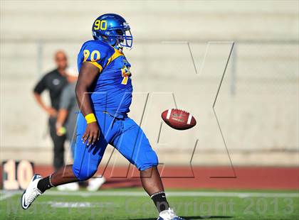 Thumbnail 1 in Loyola vs. Crenshaw photogallery.
