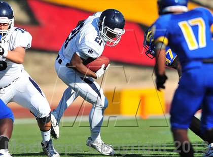 Thumbnail 2 in Loyola vs. Crenshaw photogallery.