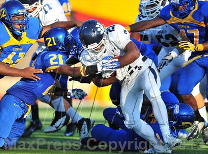 Thumbnail 2 in Loyola vs. Crenshaw photogallery.