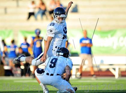Thumbnail 2 in Loyola vs. Crenshaw photogallery.