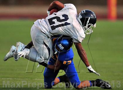 Thumbnail 3 in Loyola vs. Crenshaw photogallery.