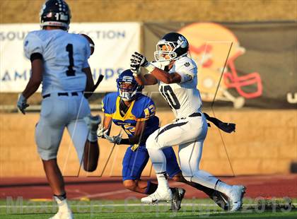Thumbnail 2 in Loyola vs. Crenshaw photogallery.