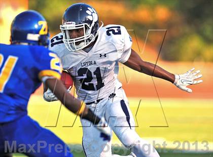 Thumbnail 2 in Loyola vs. Crenshaw photogallery.