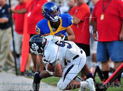Thumbnail 2 in Loyola vs. Crenshaw photogallery.
