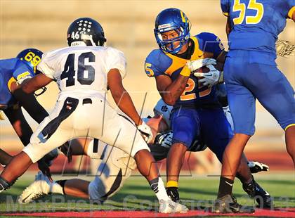 Thumbnail 3 in Loyola vs. Crenshaw photogallery.