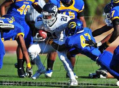 Thumbnail 3 in Loyola vs. Crenshaw photogallery.