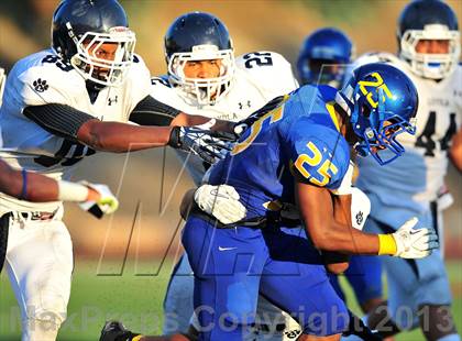 Thumbnail 2 in Loyola vs. Crenshaw photogallery.