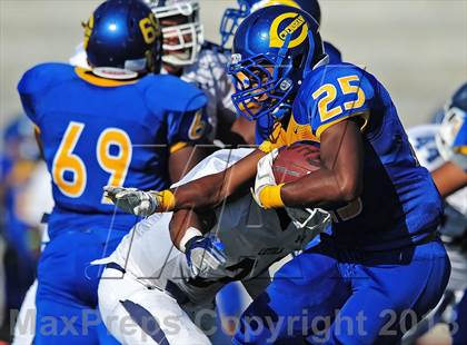 Thumbnail 1 in Loyola vs. Crenshaw photogallery.
