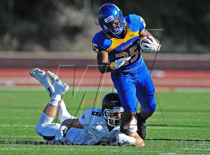 Thumbnail 2 in Loyola vs. Crenshaw photogallery.