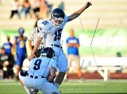 Thumbnail 3 in Loyola vs. Crenshaw photogallery.