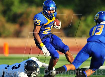 Thumbnail 1 in Loyola vs. Crenshaw photogallery.