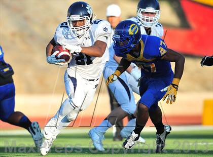Thumbnail 2 in Loyola vs. Crenshaw photogallery.