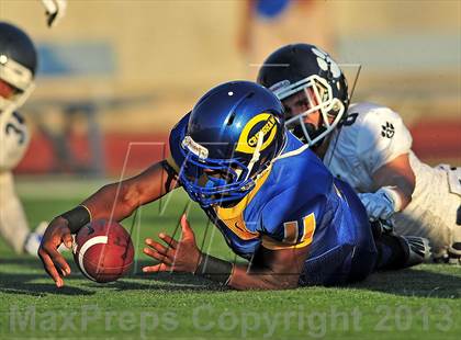 Thumbnail 1 in Loyola vs. Crenshaw photogallery.