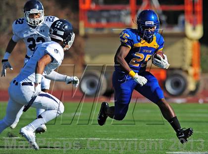 Thumbnail 3 in Loyola vs. Crenshaw photogallery.