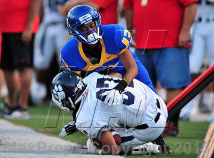 Thumbnail 3 in Loyola vs. Crenshaw photogallery.