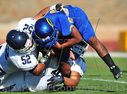 Thumbnail 2 in Loyola vs. Crenshaw photogallery.