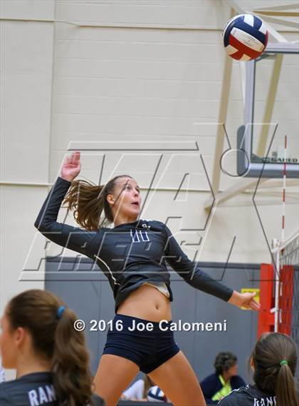 Thumbnail 2 in Smithson Valley vs Alamo Heights (NEISD Invitational) photogallery.