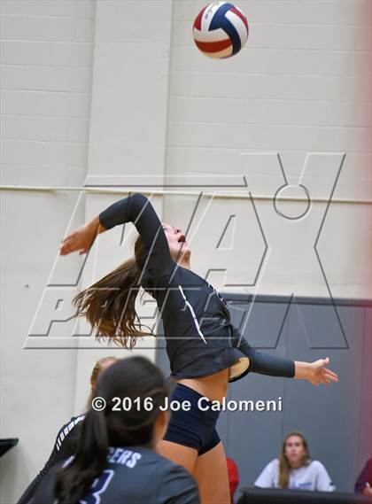 Thumbnail 2 in Smithson Valley vs Alamo Heights (NEISD Invitational) photogallery.