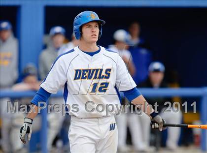Thumbnail 3 in Warren vs. Libertyville photogallery.