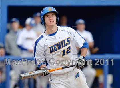 Thumbnail 2 in Warren vs. Libertyville photogallery.