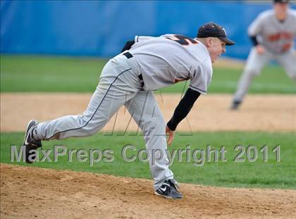 Thumbnail 3 in Warren vs. Libertyville photogallery.